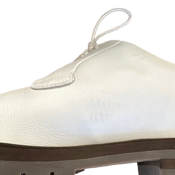 Common Projects - Men's Plain Toe Derby Shoes in White & Black - Picture 4 of 10